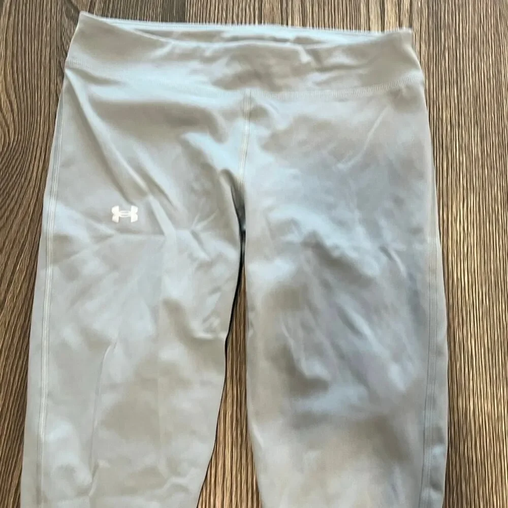 Under Armour Girls Youth Cropped Leggings Mid Rise Pull-On Stretch Gray Size YLG